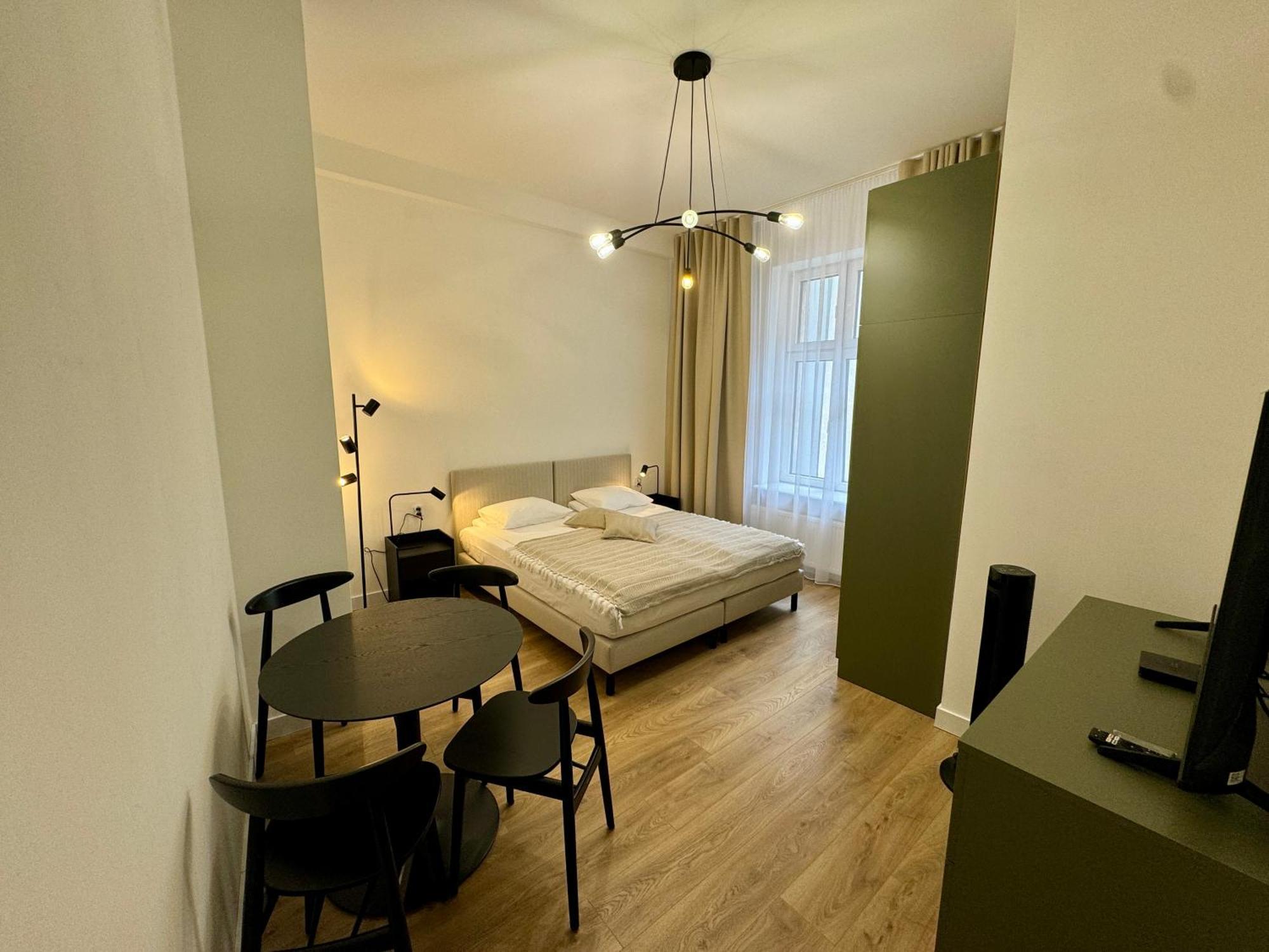 Przystanek Katowice Mariacka 7 Apartment Екстериор снимка